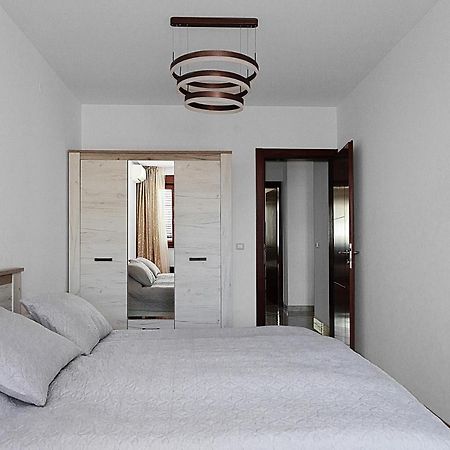 Three Bedroom Spacious Apartment Anatolia Budva Bagian luar foto