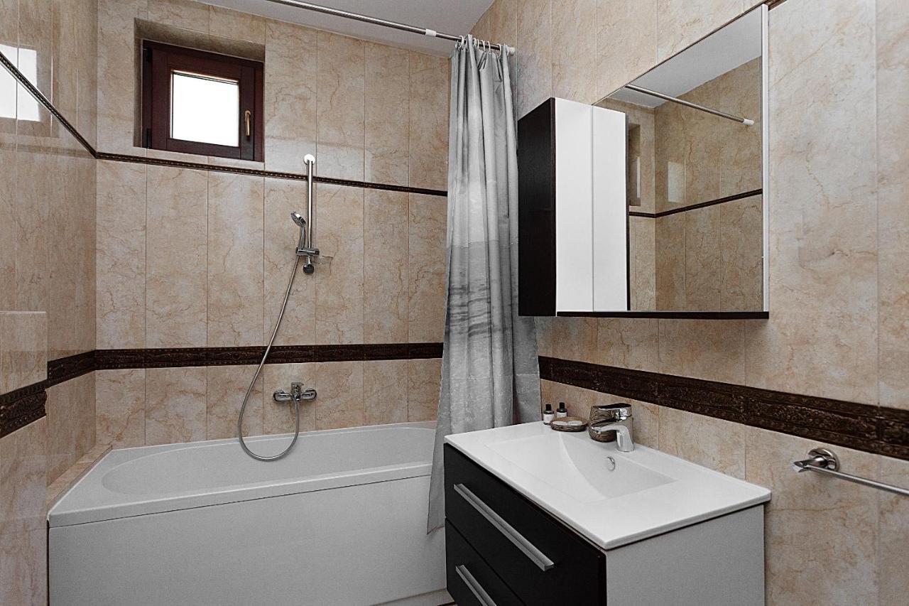 Three Bedroom Spacious Apartment Anatolia Budva Bagian luar foto