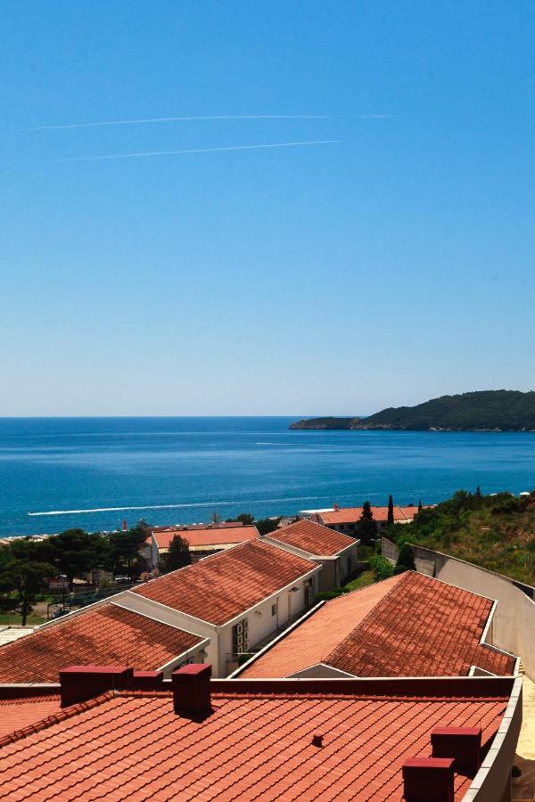 Three Bedroom Spacious Apartment Anatolia Budva Bagian luar foto