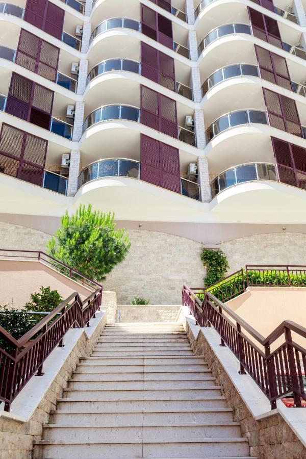 Three Bedroom Spacious Apartment Anatolia Budva Bagian luar foto
