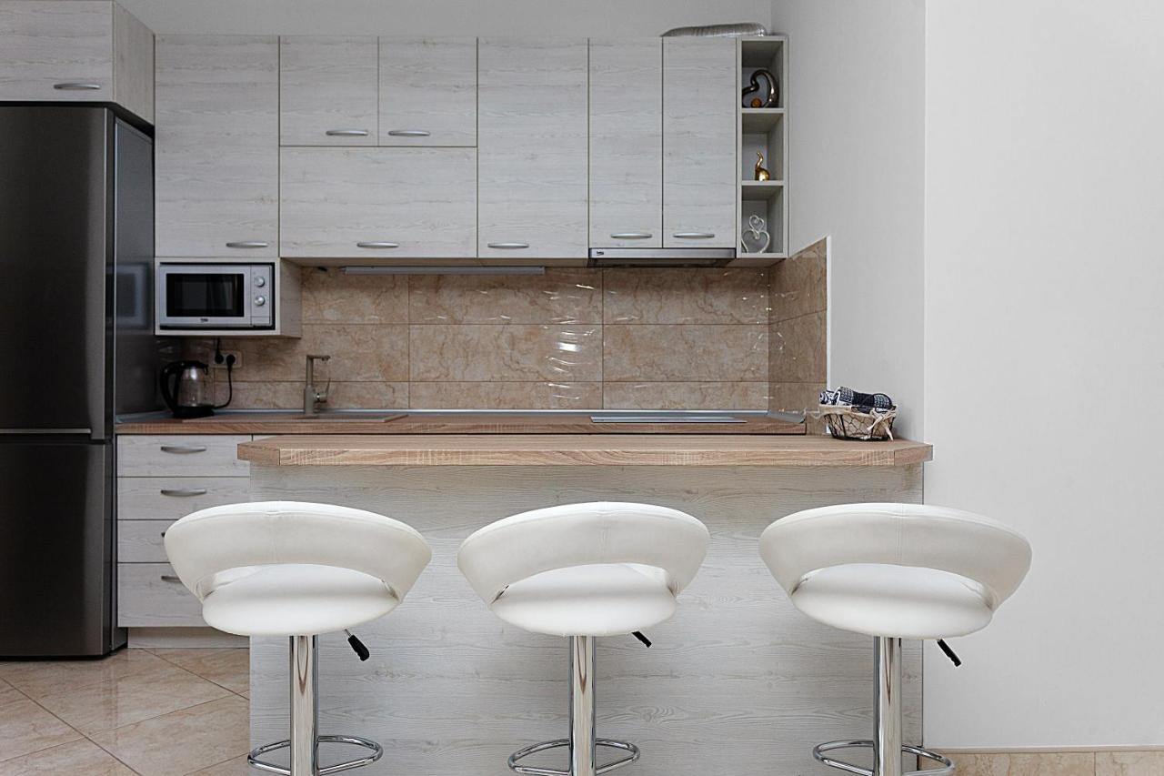 Three Bedroom Spacious Apartment Anatolia Budva Bagian luar foto