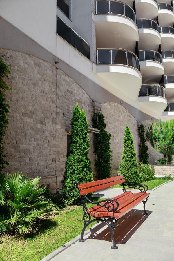 Three Bedroom Spacious Apartment Anatolia Budva Bagian luar foto