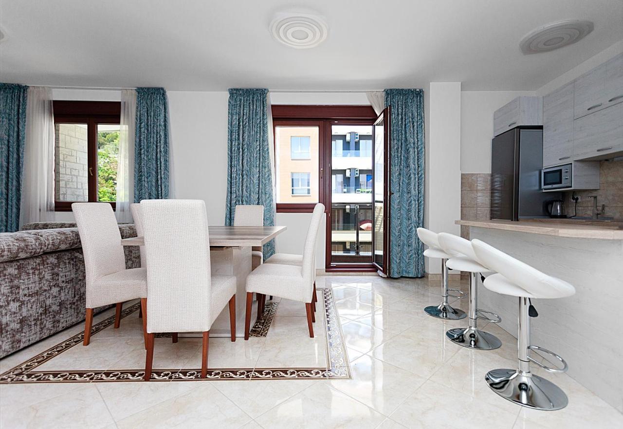 Three Bedroom Spacious Apartment Anatolia Budva Bagian luar foto
